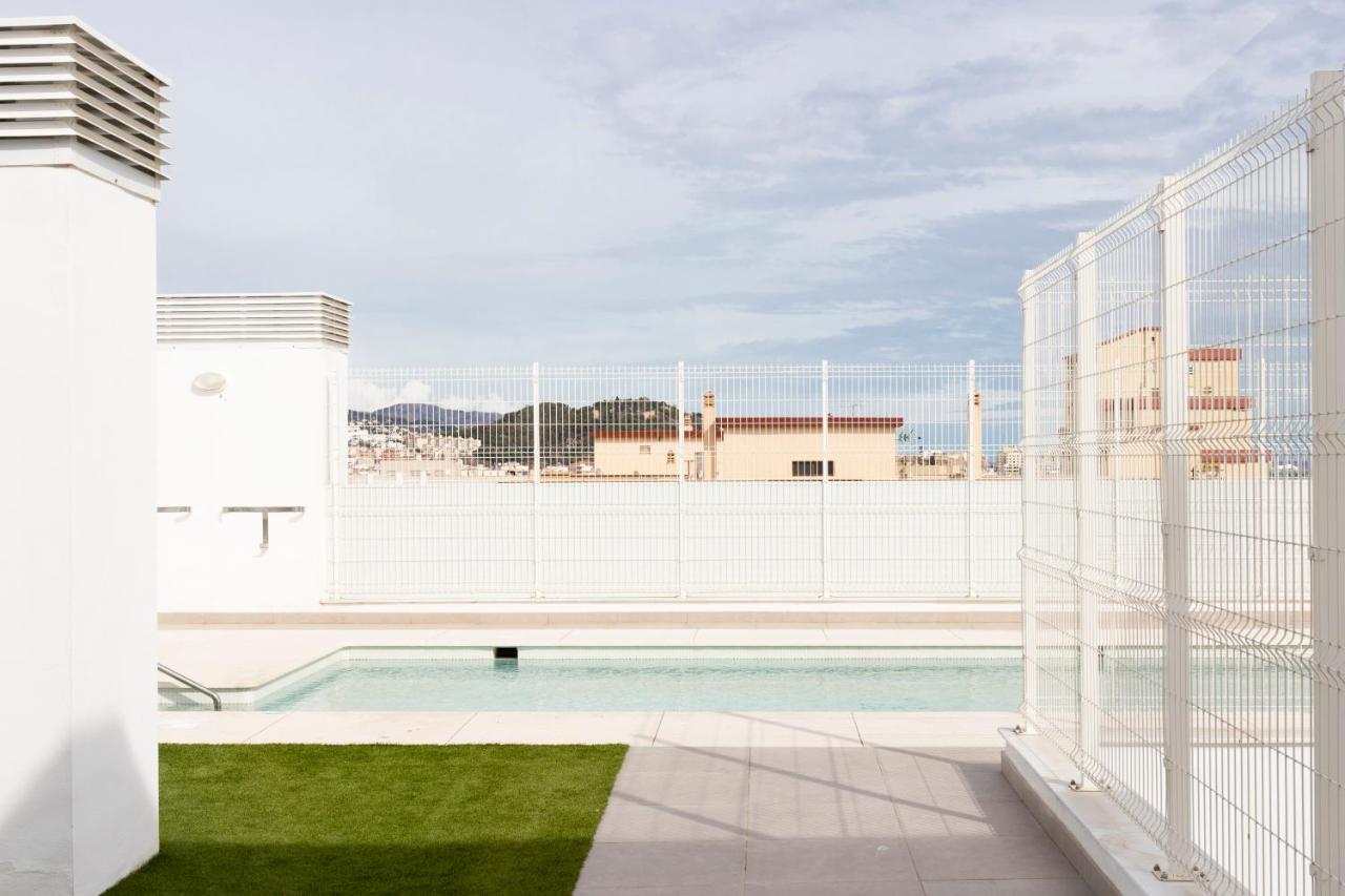 Fabuloso Apartamento Nuevo Con Parking Y Piscina مالقة المظهر الخارجي الصورة