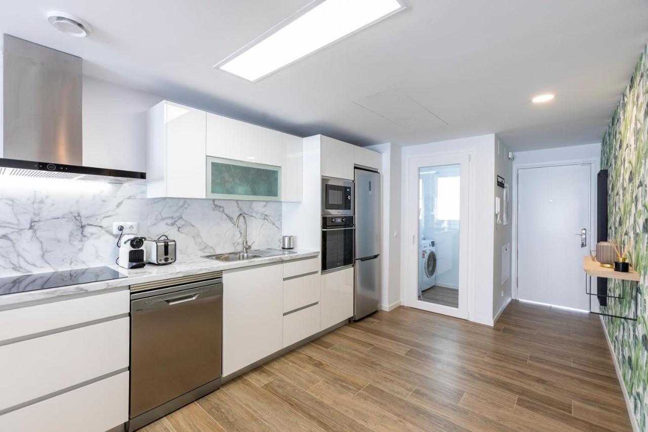 Fabuloso Apartamento Nuevo Con Parking Y Piscina مالقة المظهر الخارجي الصورة